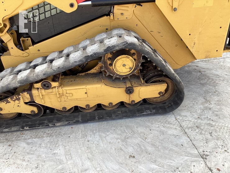 2022-caterpillar-279d3-image-11