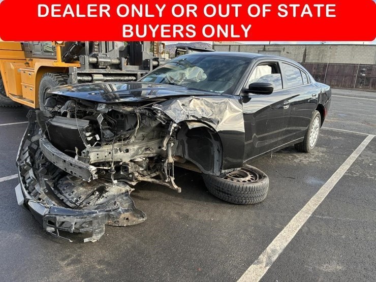 2021-dodge-charger-sedan-image-1