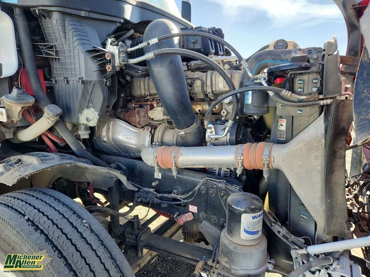 2024-western-star-57x-image-25