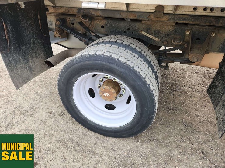 2015-ford-f450-image-15