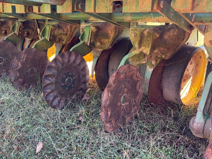 john-deere-7100-image-12