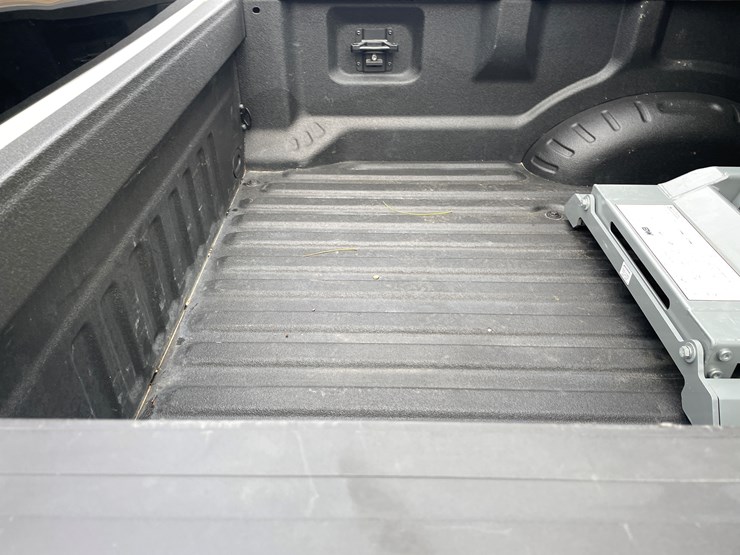 2023-ford-f450-platinum-image-23