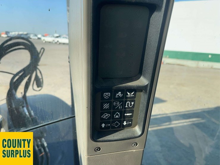 case-puma-210-tractor-image-18