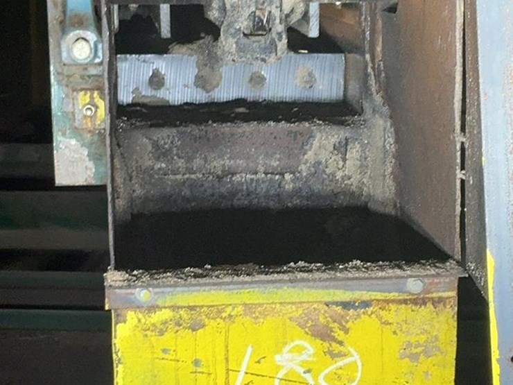 #180-•-paddle-chain-conveyor-image-14