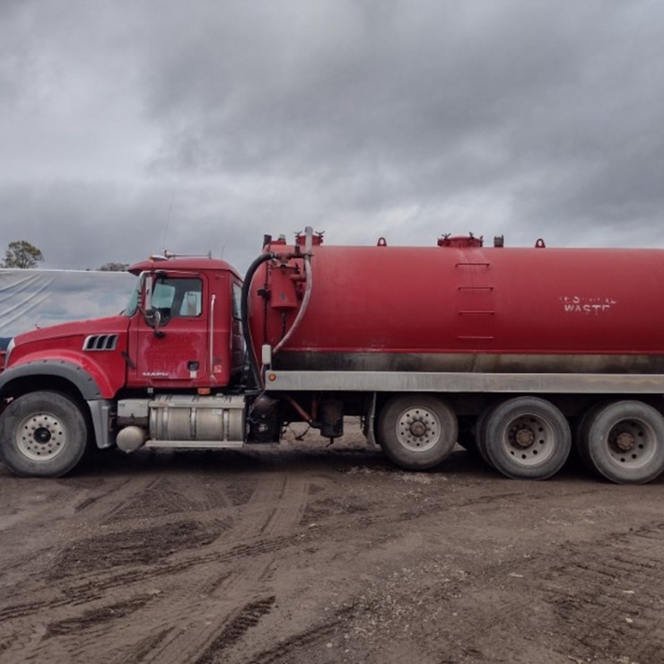 09 Mack GU713 Truck^TITLE^ (QEA 5931)