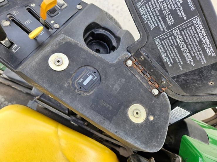 john-deere-3225c-image-32