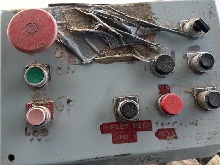 #115-•-debarker-cab-image-10