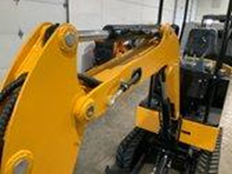 #1601-•-unused-2025-landhero-ldhkv16-mini-excavator-image-14