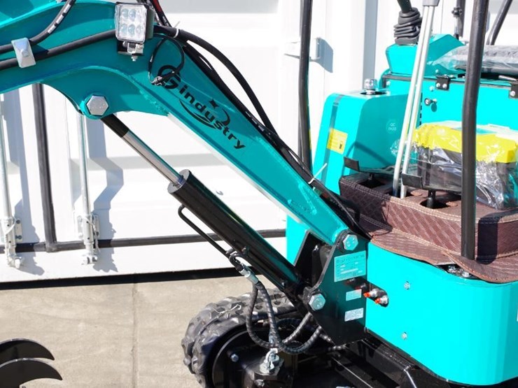 2025-cfg-industrial-h15r-mini-excavator-w/-pilot-system,-gasoline-engine,-unused-image-8