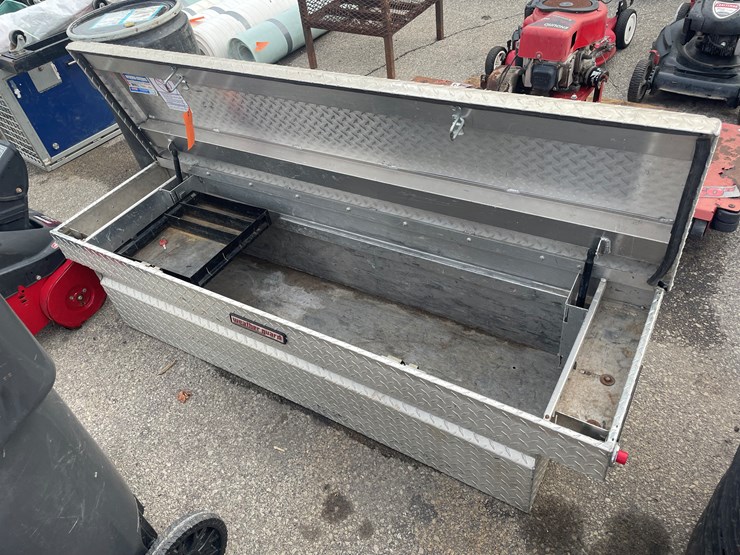 #14046-•-truck-tool-box-(o4)-image-1