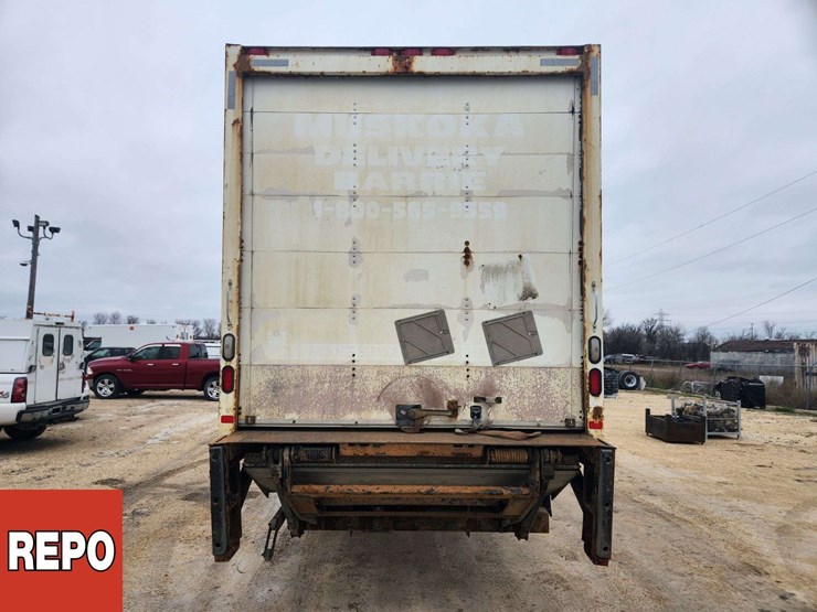 2016-international-durastar-4300-image-7