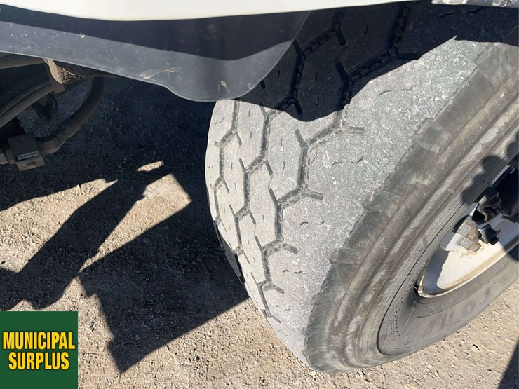 2015-western-star-4700-image-7