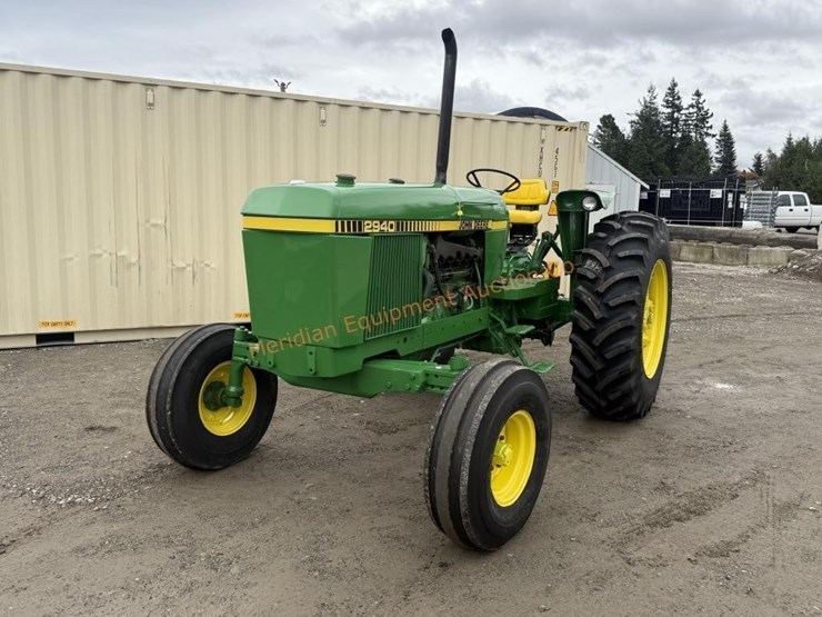 john-deere-2940-image-12