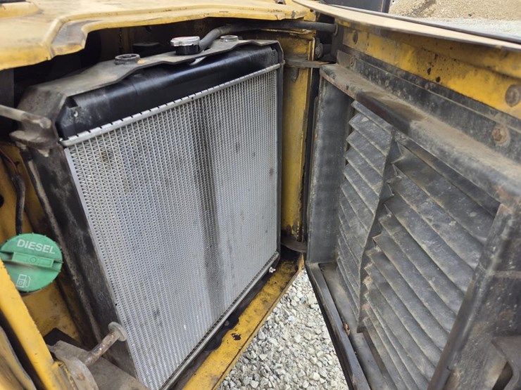 new-holland-lt185b-image-27