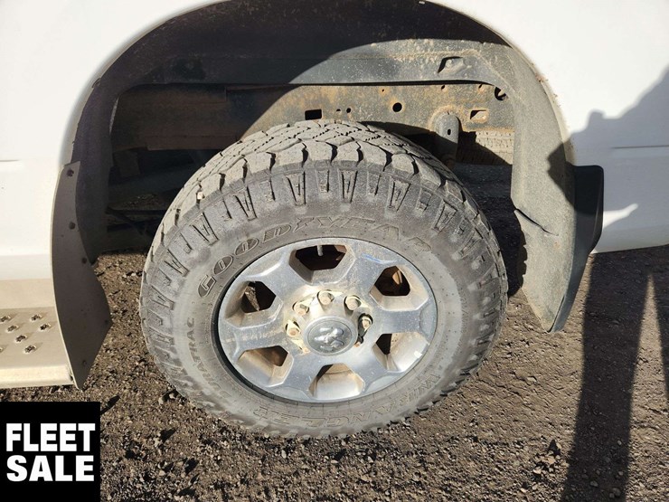 2018-ram-2500-4dr-crew-cab-6.3-ft.-sb-4x4-image-13