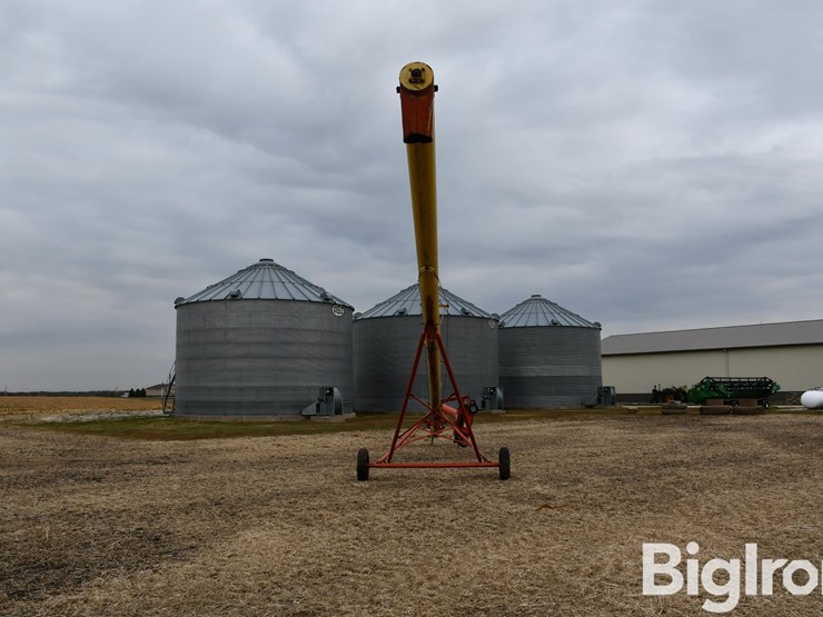 2005-westfield-mk100-61-swing-away-auger-image-6