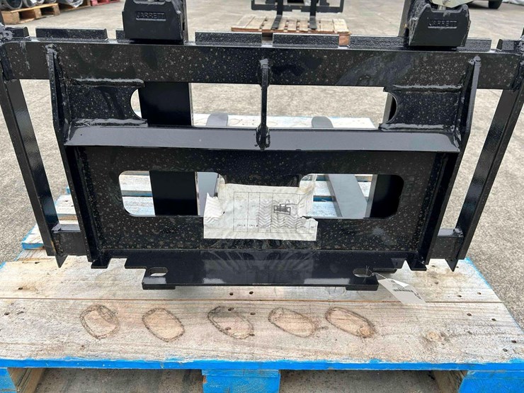 aboss-mini-skid-steer-36"-pallet-fork-attachment,-fits-mini-loaders,-unused-image-4