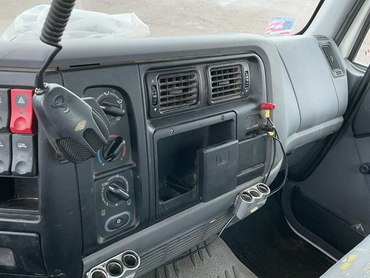 #2001-•-2011-mack-midlum-truck-chassis-image-65