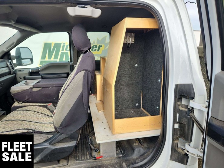 2017-ford-f350-image-18