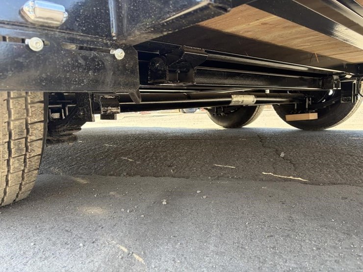 2026-southland-lbat7-416-21'-t/a-tilt-deck-trailer-image-5