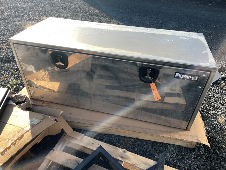 #5652-•-unused-buyers-semi-trailer-toolbox-image-2