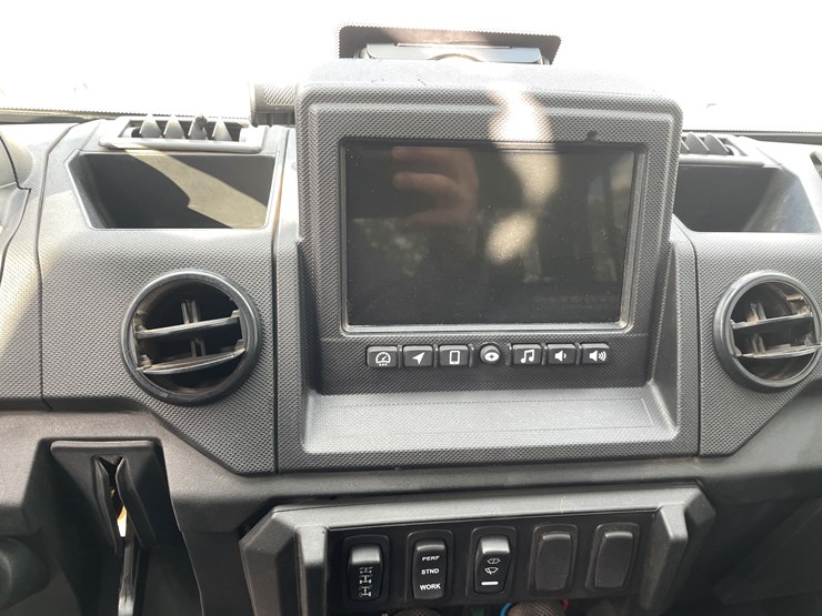 2021-polaris-ranger-crew-image-44