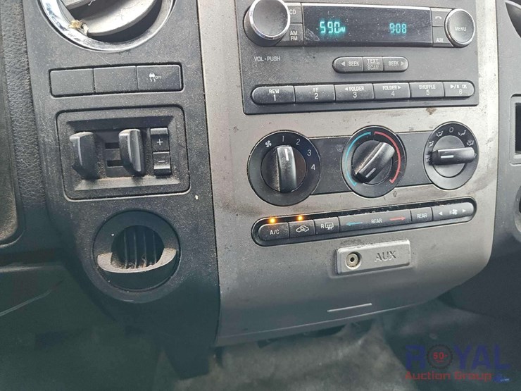 2016-ford-expedition-image-19