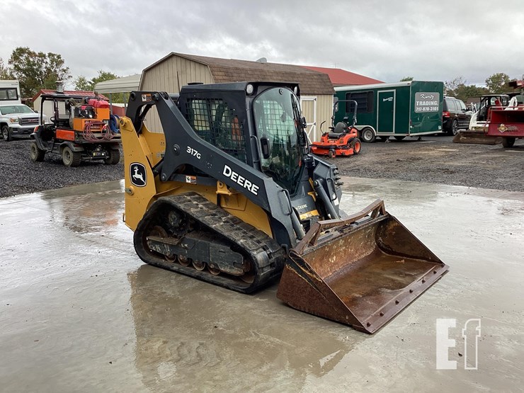 2020-deere-317g-image-6