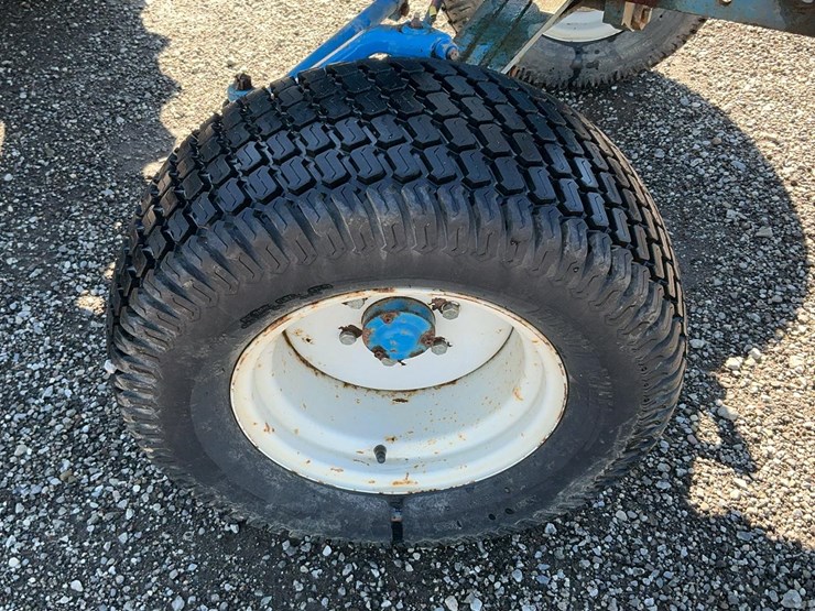 1983-ford-1510-image-27