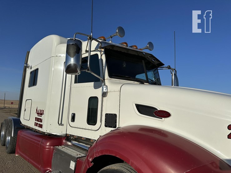 2014-peterbilt-386-image-6