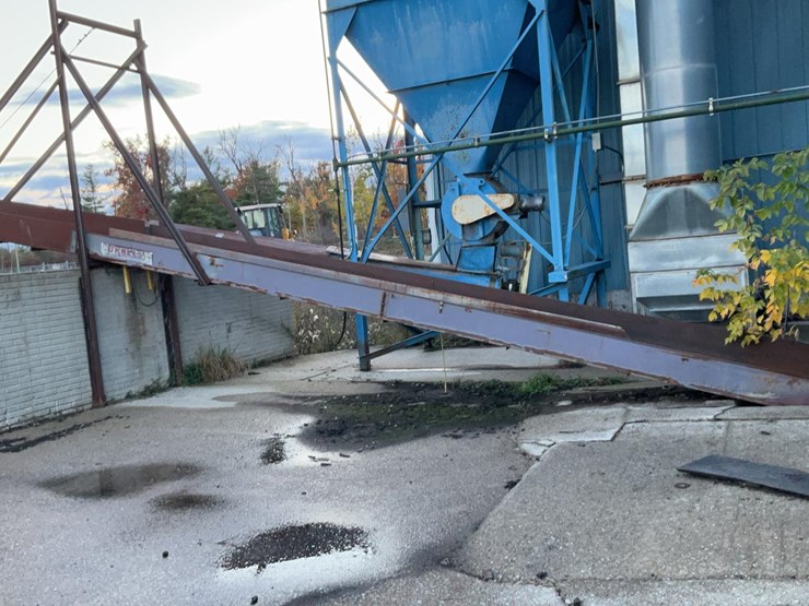 #110-•-cornell-barn-sweep-image-7