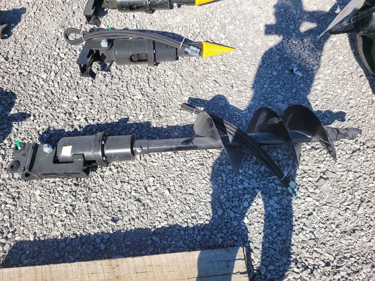 mini-excavator-auger.-12"-wide-auger.-image-3
