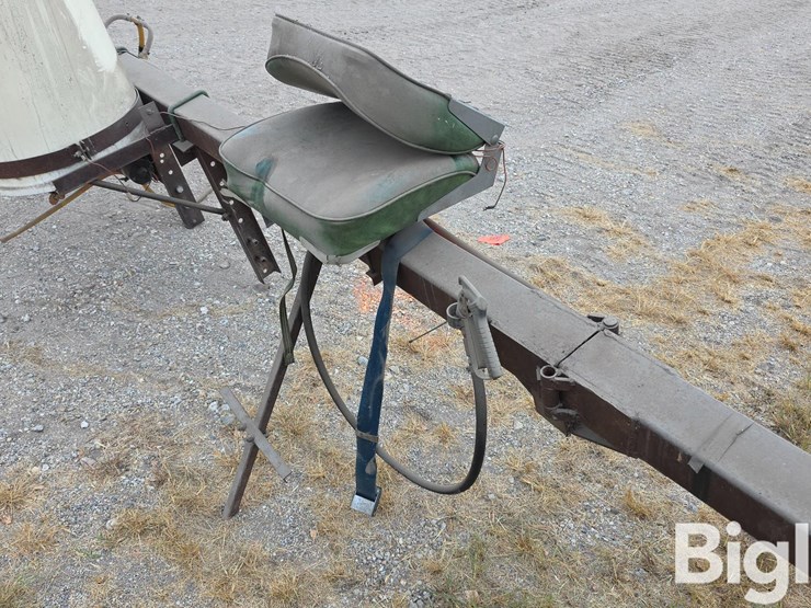 3--pt-4-person-ride-on-sprayer-bar-image-11