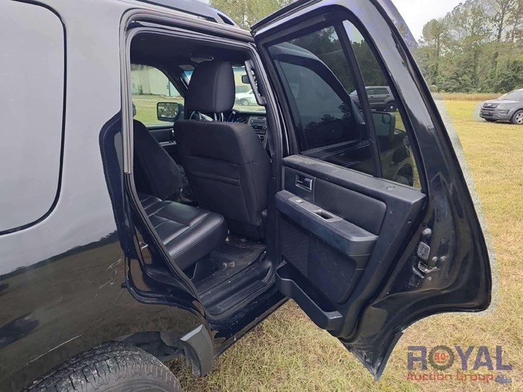 2016-ford-expedition-image-29