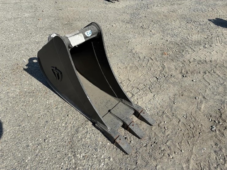 sany-excavator-bucket-w/-teeth-12"-image-2