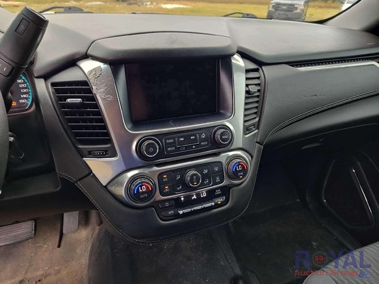 2019-chevrolet-tahoe-image-17