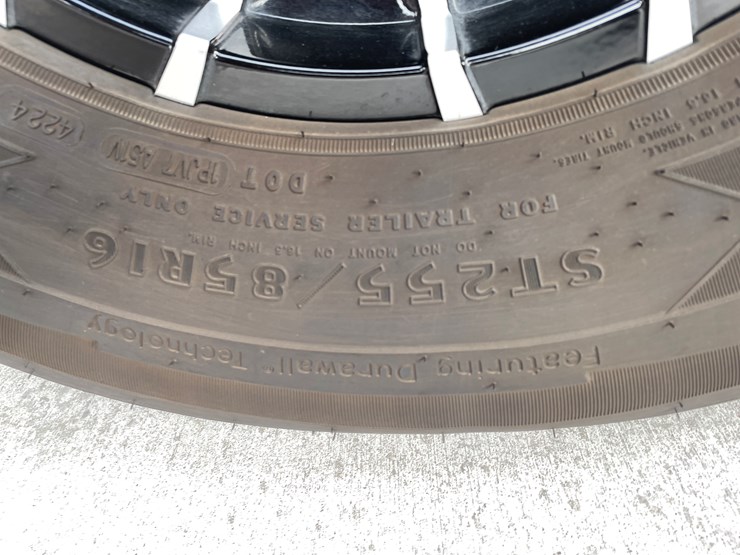 #4502-•-2025-forest-river-xlr-nitro-lux-toy-hauler-(wi-title)-image-25