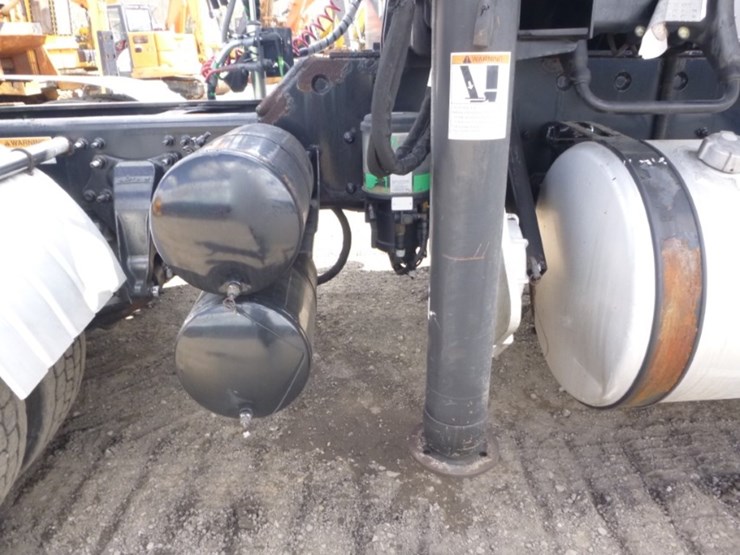 freightliner-coronado-122-image-48