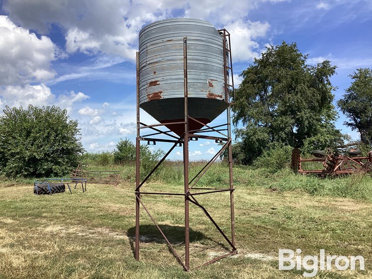 13'-tall-grain-storage-image-4