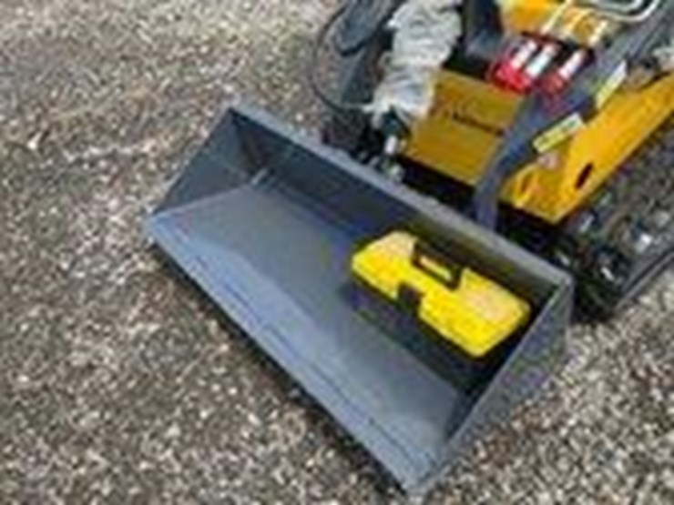 #1012-•-unused-landhero-mini-skid-steer-loader-image-23