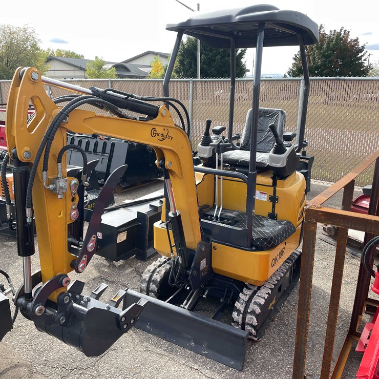 #14010 • Unused CFG QK18R Mini Excavator (O12)