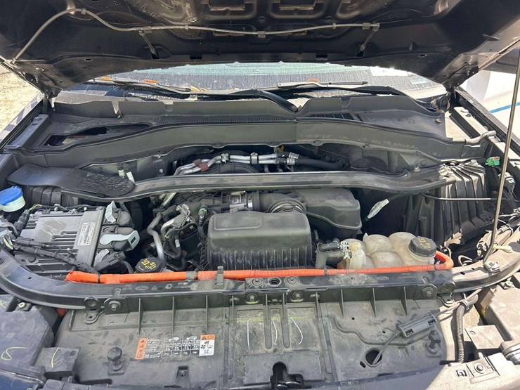 2020-ford-explorer-image-7