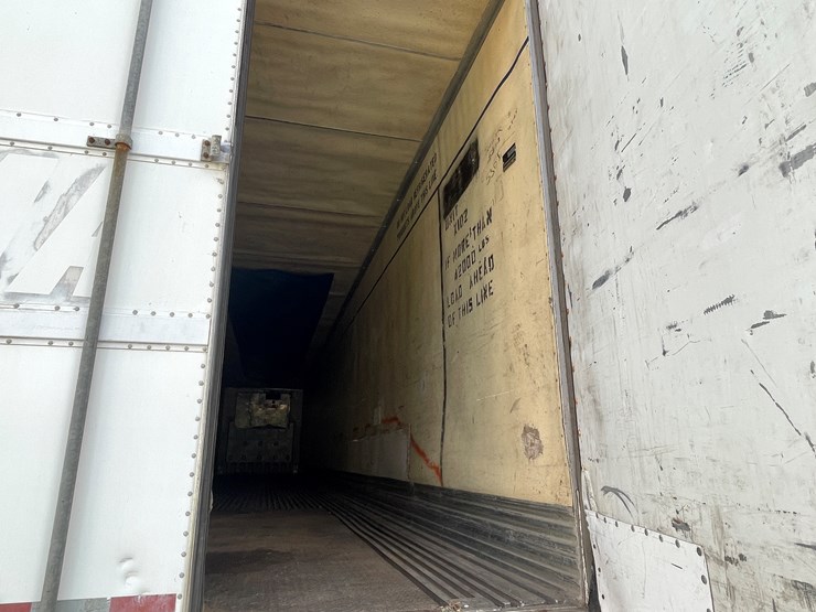 1996-utility-53'-image-38