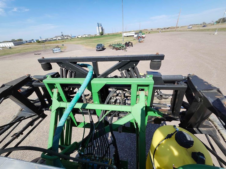 2010-john-deere-4830-image-25