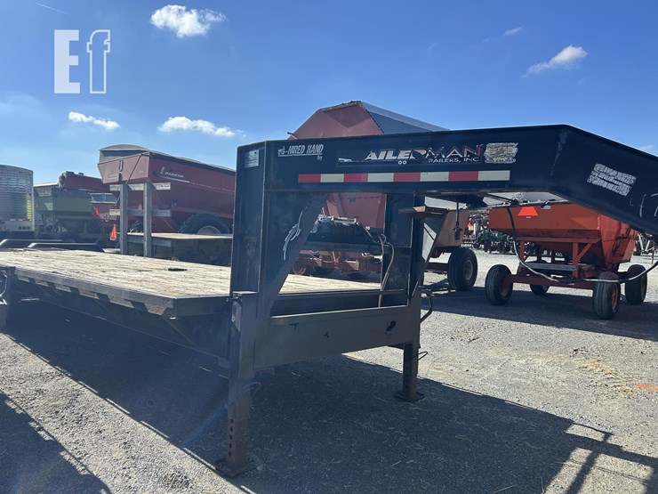 2007-trailerman-32-ft-x-102-in-image-1