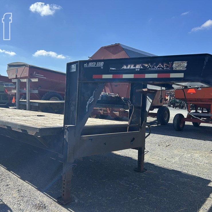 2007 TRAILERMAN 32 ft x 102 in