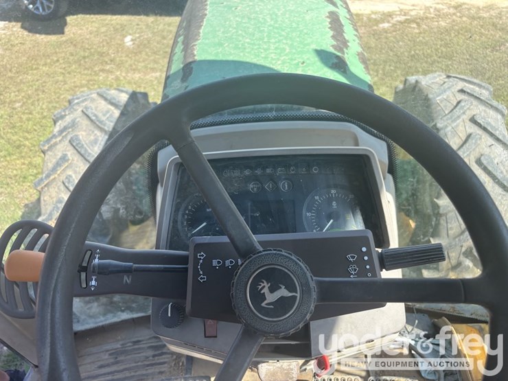 2005-john-deere-7320-image-8