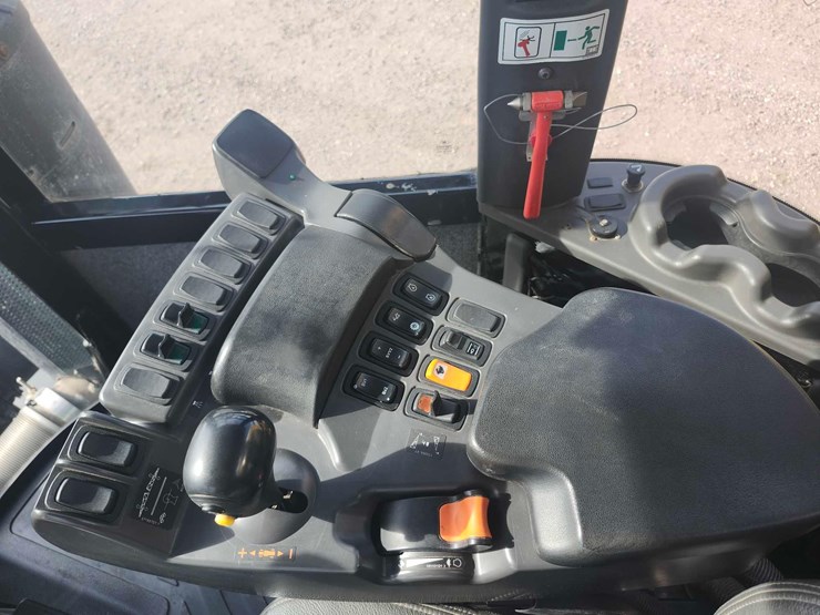 2018-agchem-9300b-terragator-image-26