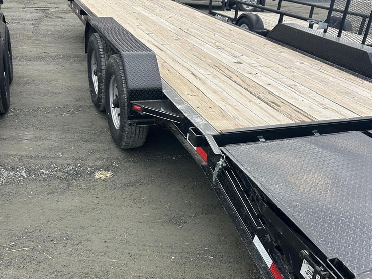 2022-titan-trailer-image-7