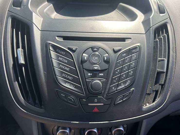 2014-ford-escape-image-18